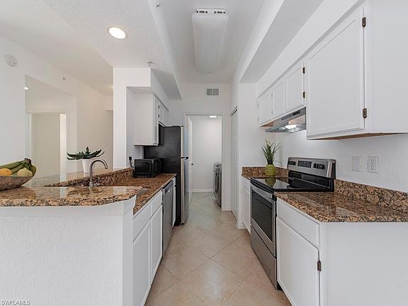 3rd image of 4690 Saint Croix Ln APT 426