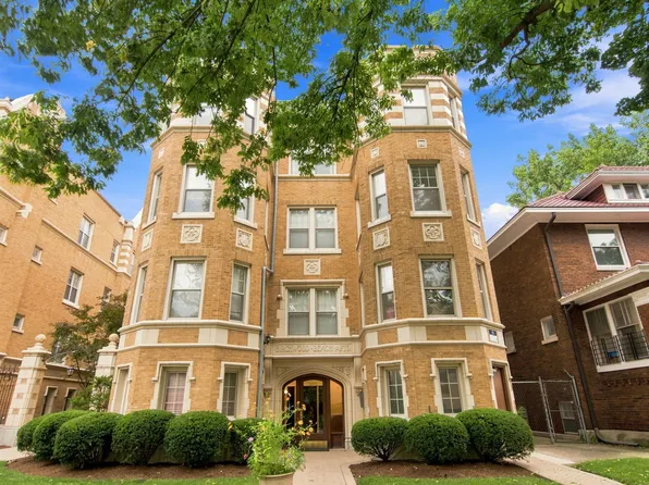 1429 W Birchwood Ave APT 3W, Chicago, IL 60626