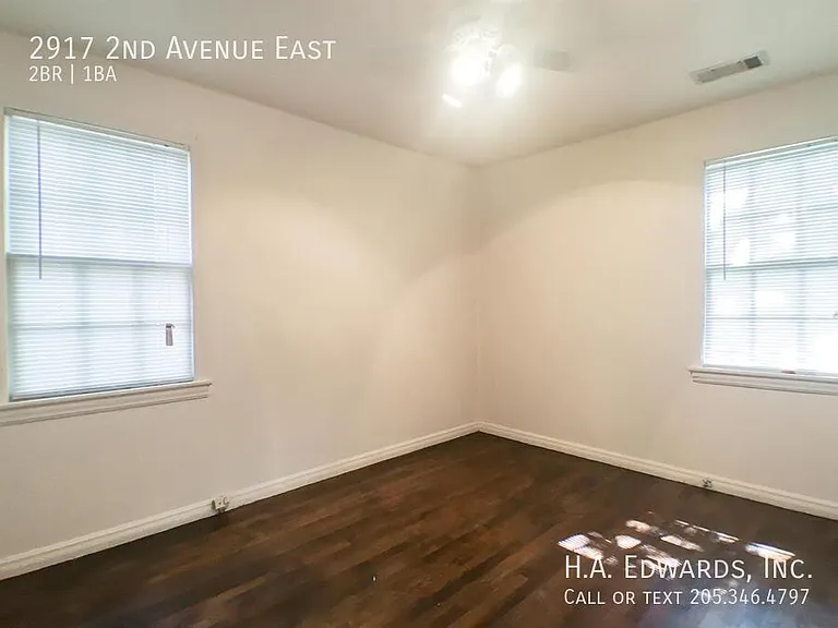 2917 2nd Ave E — Photo 20
