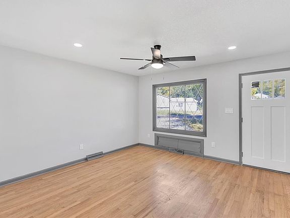 3rd image of 8909 W 99th Ter