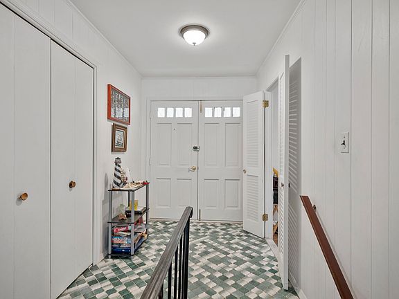 2nd image of 10802 Brookwood Ave