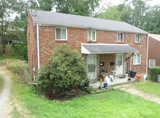 354-356 Pennoak Dr, Pittsburgh, PA
