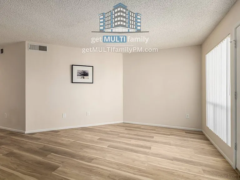 11640 N 51st Ave #237 — Photo 13
