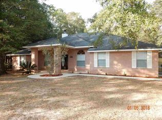 5570 Cottonwood Dr, Milton, FL 32570
