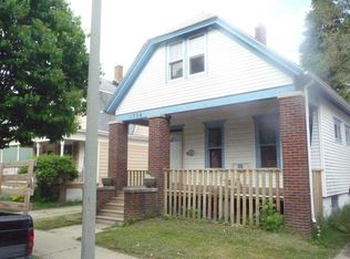 1724 Villa St, Racine, WI 53403