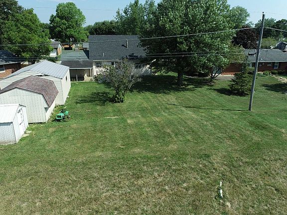 5th image of 517 Royale Dr