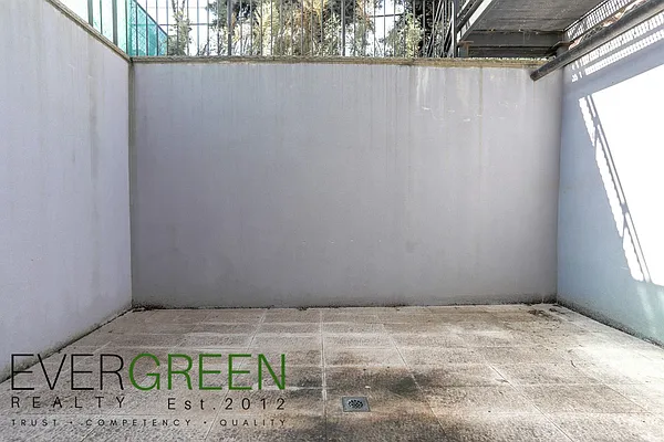 Rented by Pinn Realty | media 10