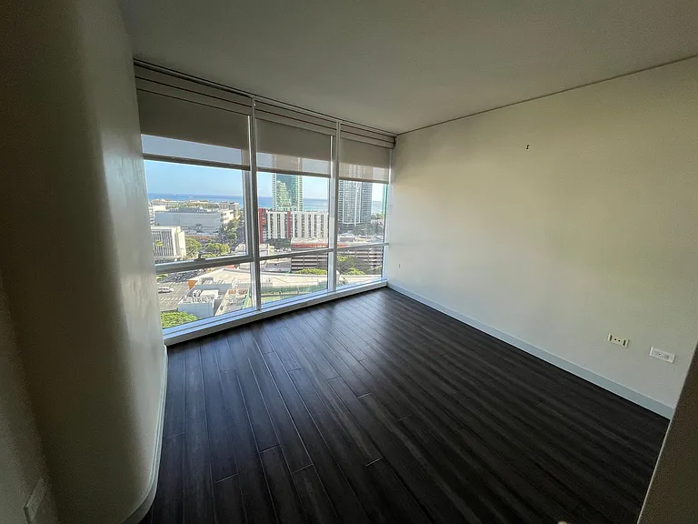 1296 Kapiolani Blvd #2004E — Photo 18