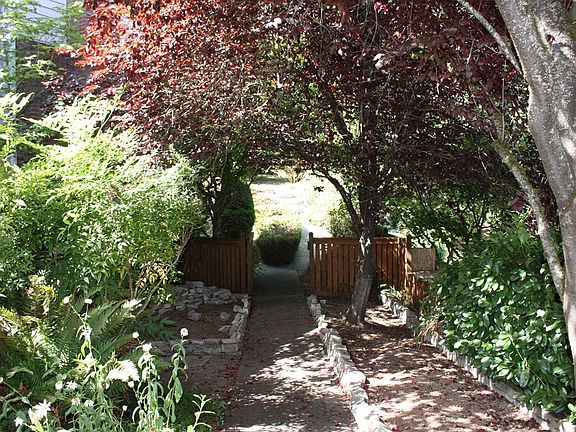 4th image of 17736 NE 108th Way