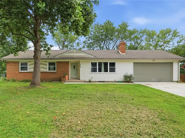 9112 E 58th Ter, Raytown, MO 64133