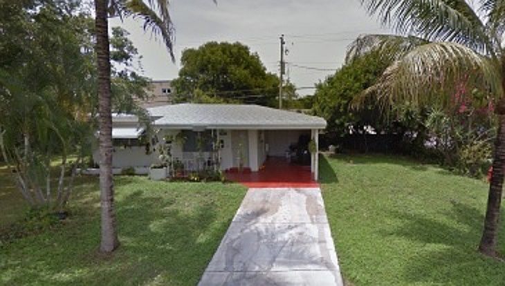 1st image of 526 NE 13th Ct