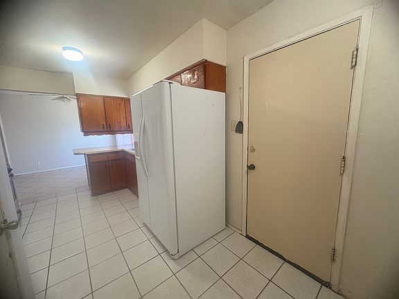 4th image of 10145 Newcastle Dr