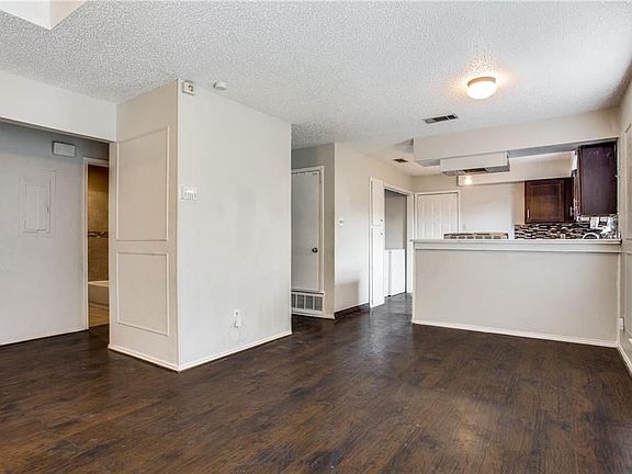 4th image of 601 Lost Springs Ct
