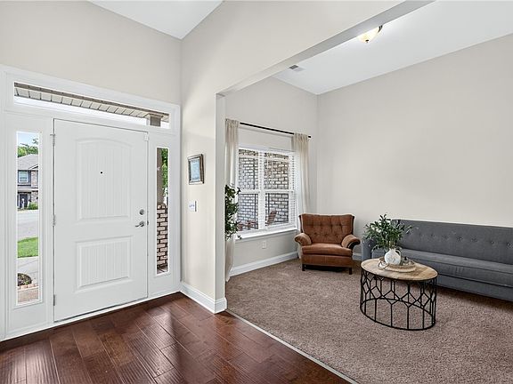 4th image of 515 Dragonfly Ct