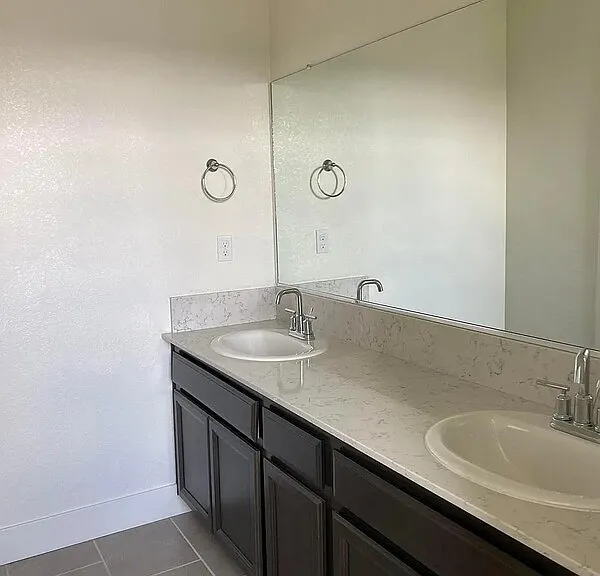 2454 Fidalgo Way — Photo 36