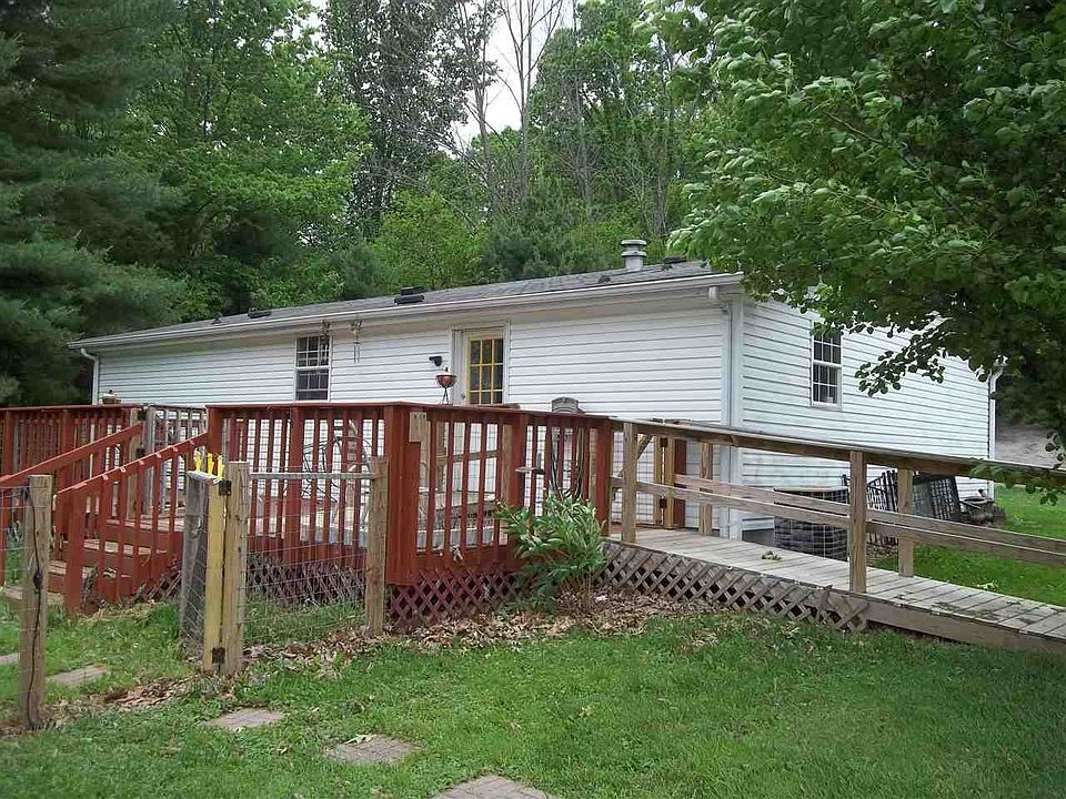 2nd image of 5991 Logansport Rd