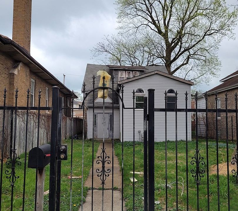 1st image of 7543 S Luella Ave