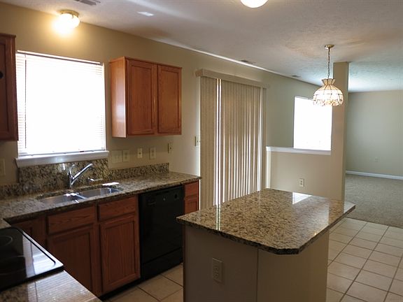 5th image of 5715 Woodland Way
