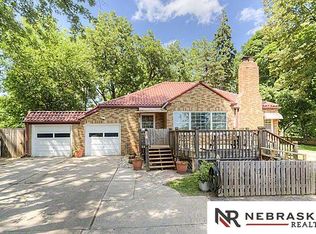 1008 S 78th St, Omaha, NE 68114