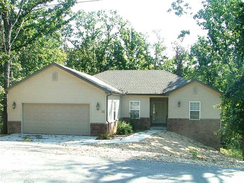 1st image of 11 Brierfield Ln
