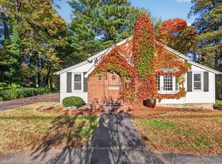 55 Elm St, Methuen, MA 01844