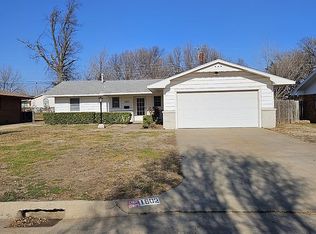 1602 Chickasaw Dr, Enid, OK 73703