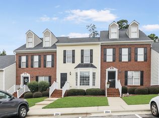204 Knightsborough Way, Apex, NC 27502