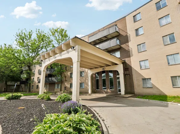 Columbus Park Apartments