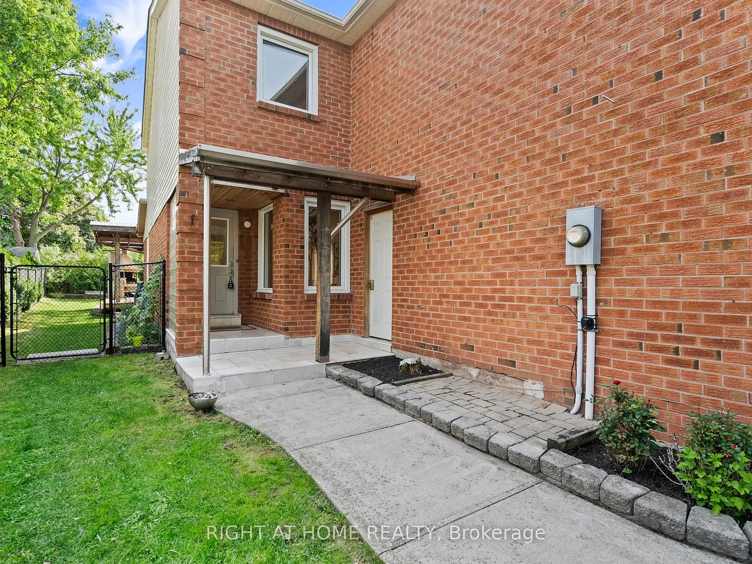 1 bed, $1,699 — Photo 2