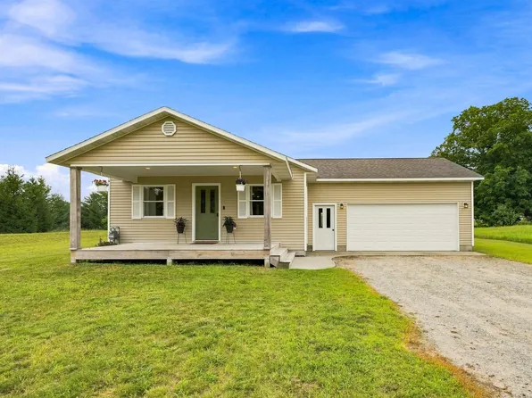 8361 King Arthurs Ct, Kingsley, MI 49649