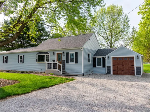 5033 Crestline Rd, Bucyrus, OH 44820