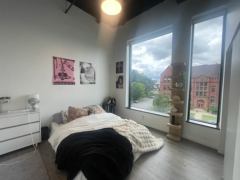 50 Prince Apartments — Photo 22