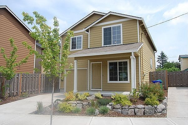 Front View on 92nd Ave