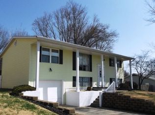 3832 W Fairington Dr, Bloomington, IN 47403