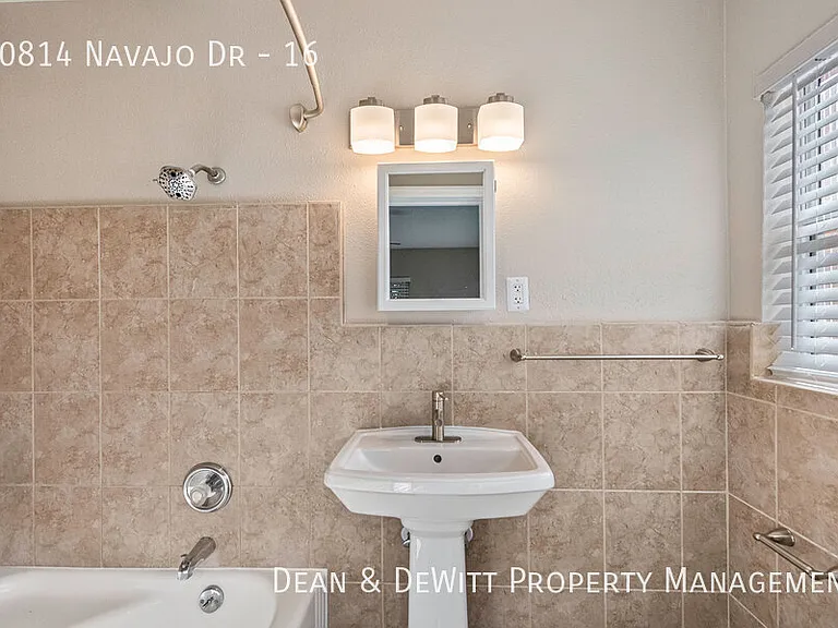 10814 Navajo Dr #16 — Photo 7