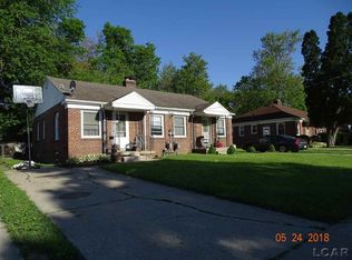 409 Northwestern Dr, Adrian, MI 49221