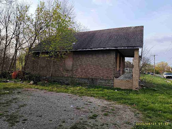 15800 Log Cabin