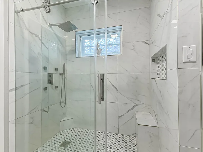 20319 Umber Oak Ct — Photo 41