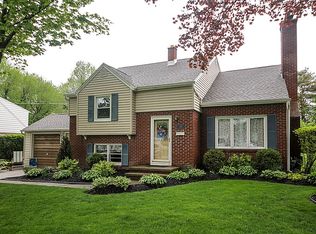 4185 Trailing Dr, Williamsville, NY 14221