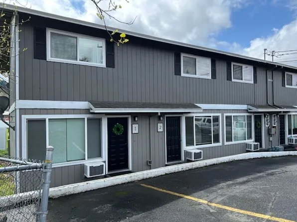 2813 W Harvard Ave, Roseburg, OR 97471