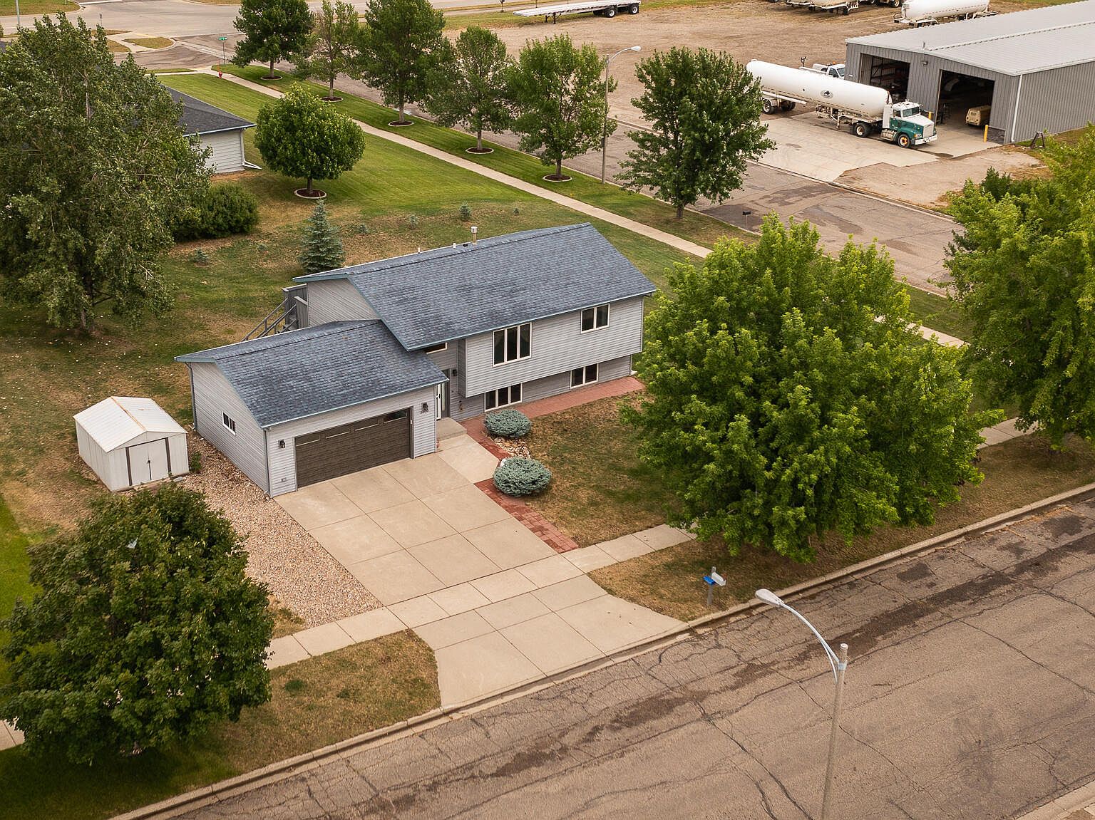 3500 42nd St NW, Mandan, ND 58554 Zillow