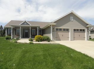 108 Caswell Dr, Castalia, OH 44824