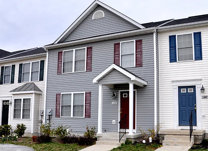 102 Windstone Dr