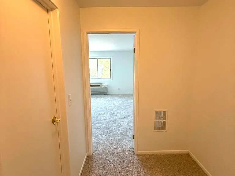 840 N Lakeside Dr #3B — Photo 7