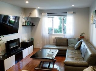 2628 E 26th St APT 1A, Brooklyn, NY 11235