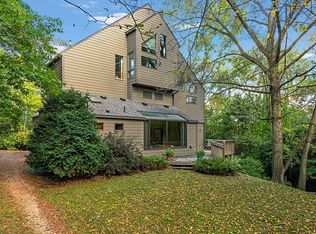 3601 Prestige Ln, Minnetonka, MN 55305