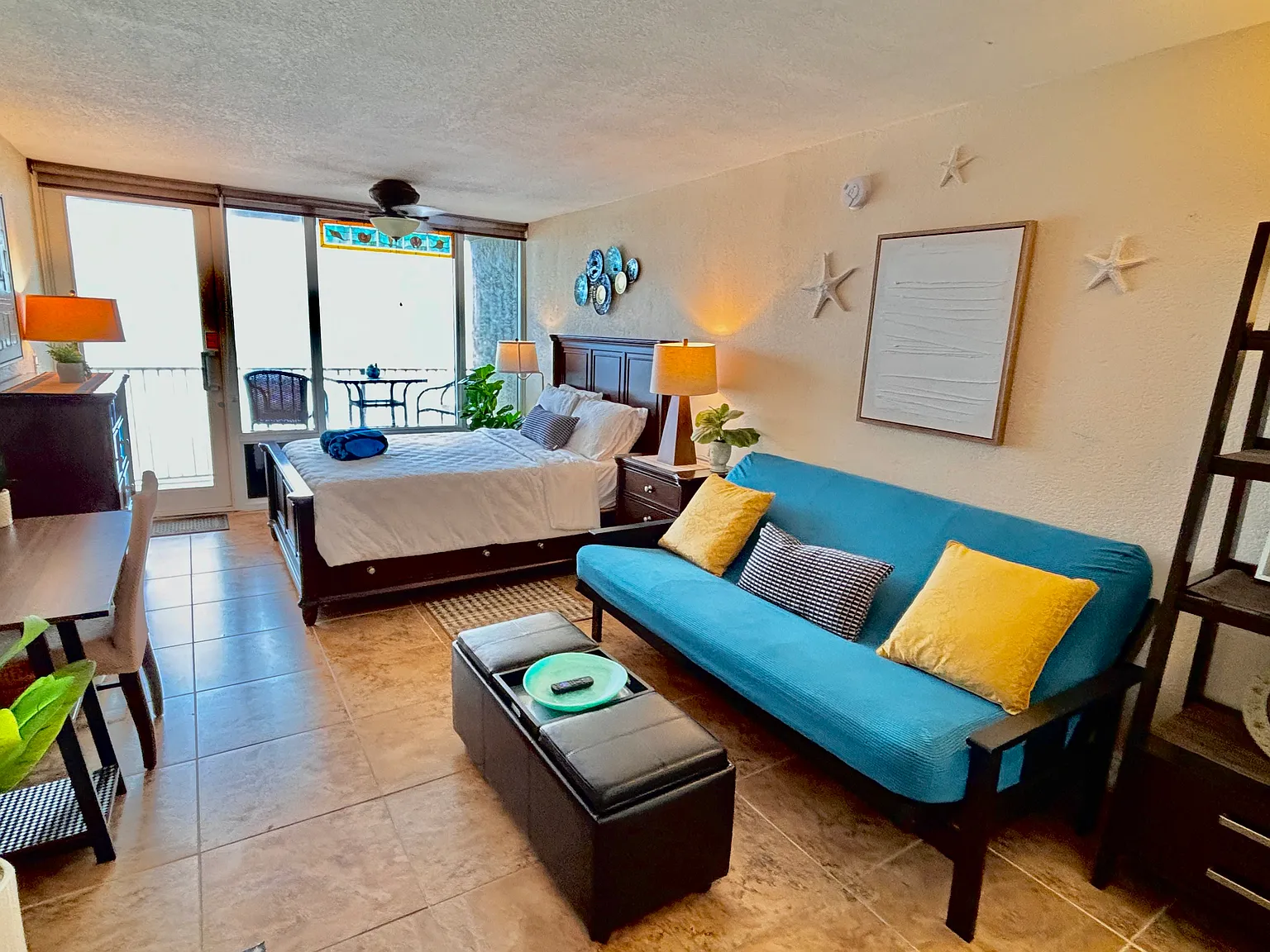 Studio, 385 sqft, $1,550 — Photo 2