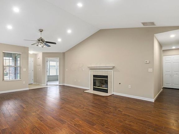 3rd image of 604 Piney Glen Dr