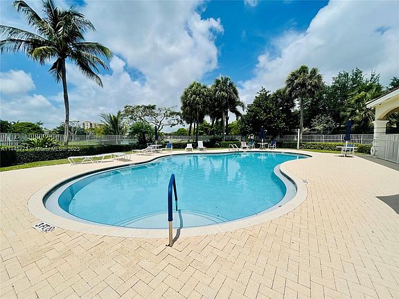 5th image of 4995 Palmbrooke Cir #4995