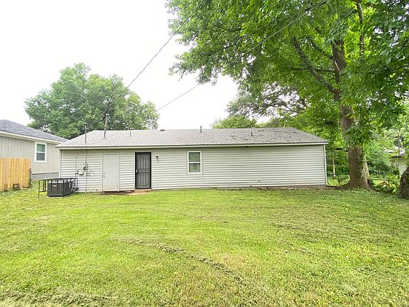 4th image of 4228 Brookway St